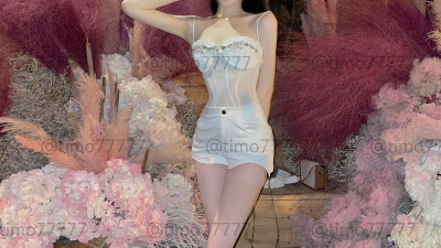 흰 시스루 팬츠